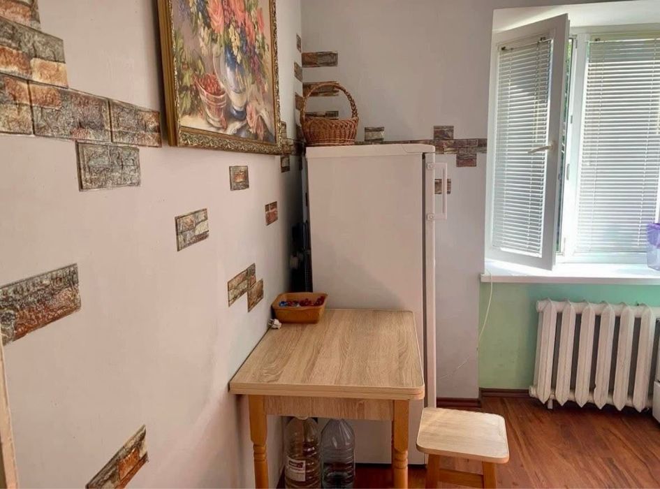 Продам однокімнатну квартиру.