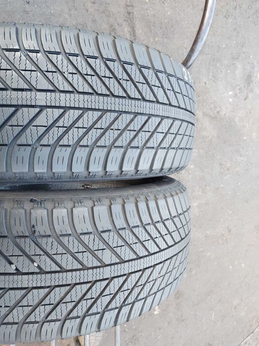 Opony caloroczne 235.55.17 Goodyear 7mm