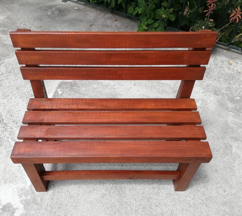 Bancos, mesa de jardim, esplanadas madeira, telheiros em madeira