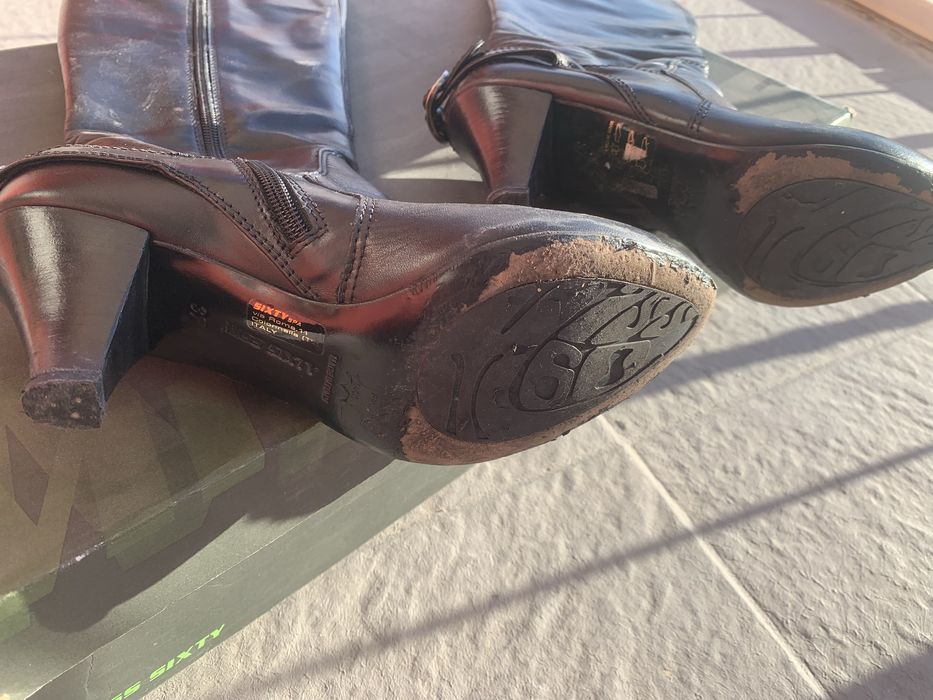 Botas pele salto alto  37