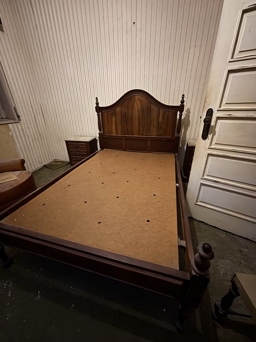 Vendo mobilia antiga