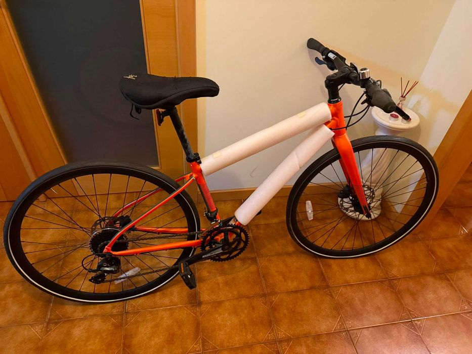 Bicicleta Cannondale laranja nova nunca usado