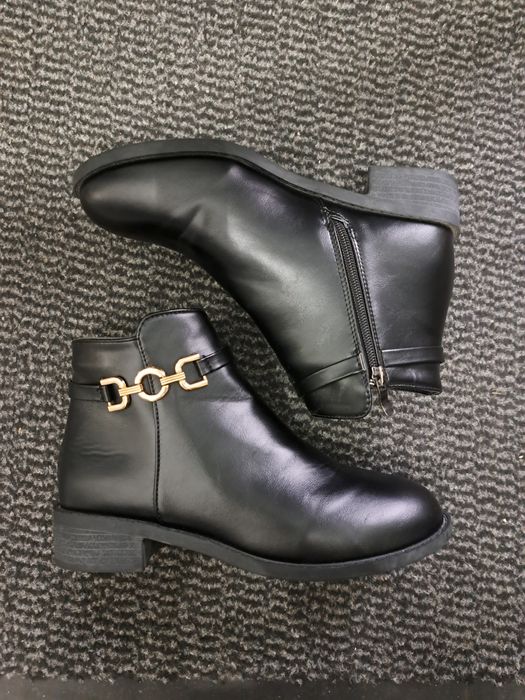 Nowe! Buty botki jesienno-zimowe 36