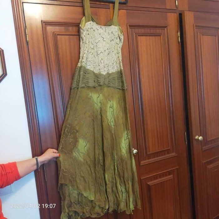 Vestido Cerimónia tons de verdes (TAMANHO 38/40) - USADO UMA VEZ