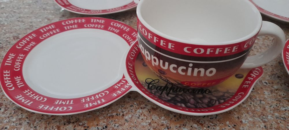 4 chávenas com prato para Cappucino