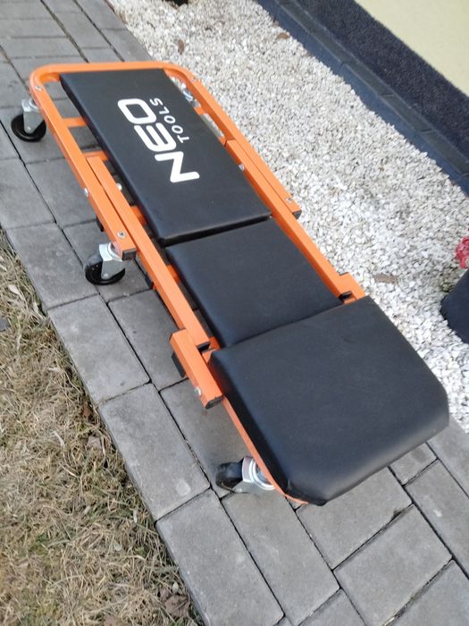 Leżanka ,taboret nowy,