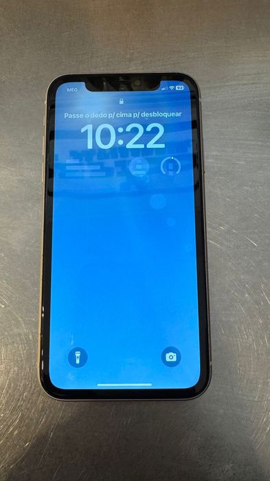 Iphone 11 64G poucas marcas de uso em otimo estado