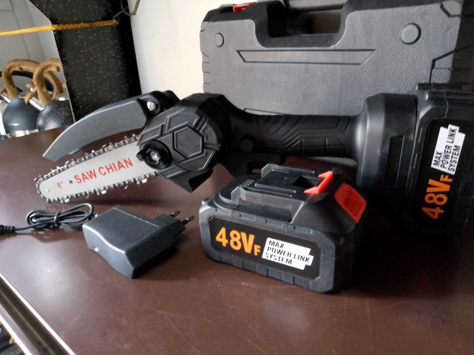Pilarka Akumulatorowa Piła Łańcuchowa 2 akumulatory mocna nowa gwaranc