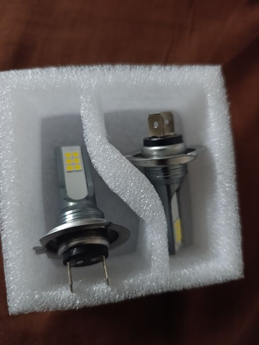 Лед лампочка до авто н7