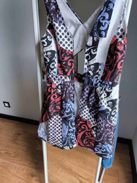 Sukienka z wycięciem etniczny wzór, paisley pattern, wzór turecki