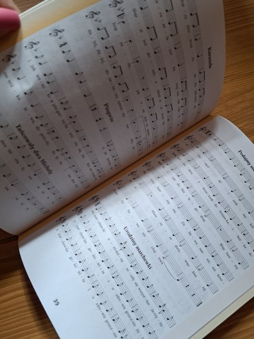 Książeczka "Zatańcz ze mną"