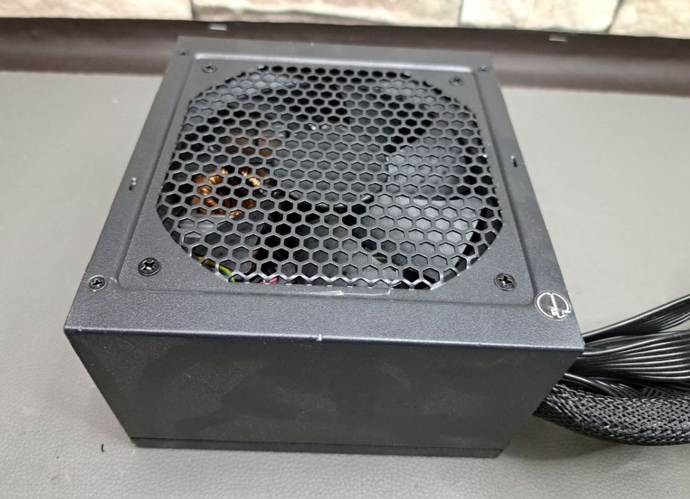 Блок живлення Seasonic A651BCAFH(B12 BC-650)

650W Bronze