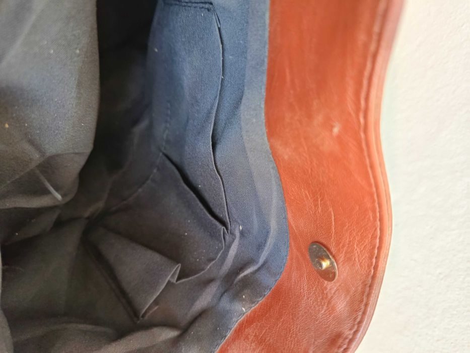 Mala de ombro castanha