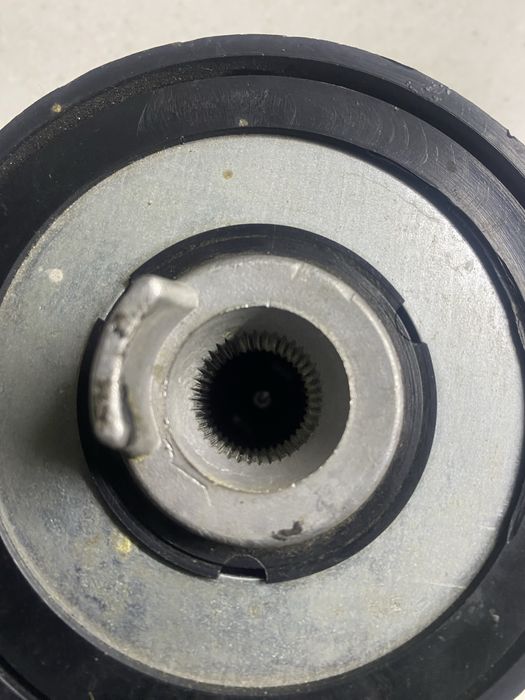 Продам переходник на спорт руль на гольф2 поколения