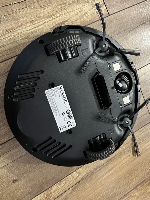 Robot sprzatajacy mopujacy jak nowy duzo dodatkow