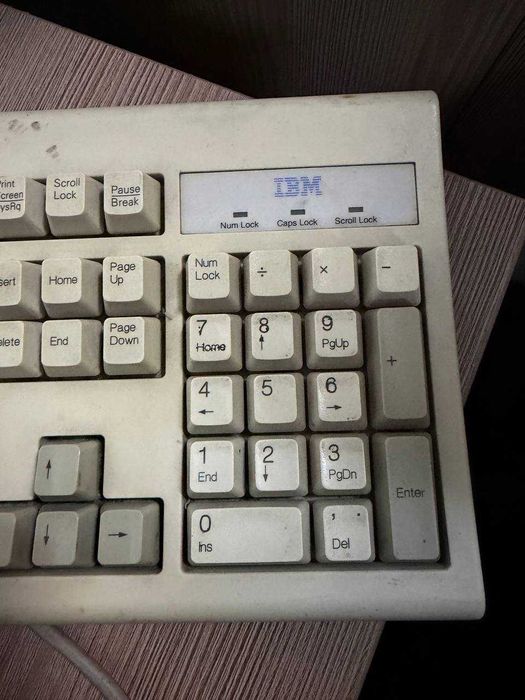 Вінтажна клавіатура IBM KB-8923 | Оригінал | Повністю справна | PS/2