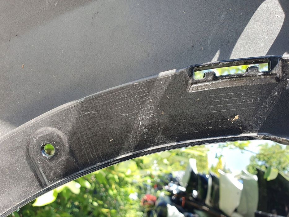 BMW X1 U11 Zderzak przedni przód  KOLUMB Jasienica