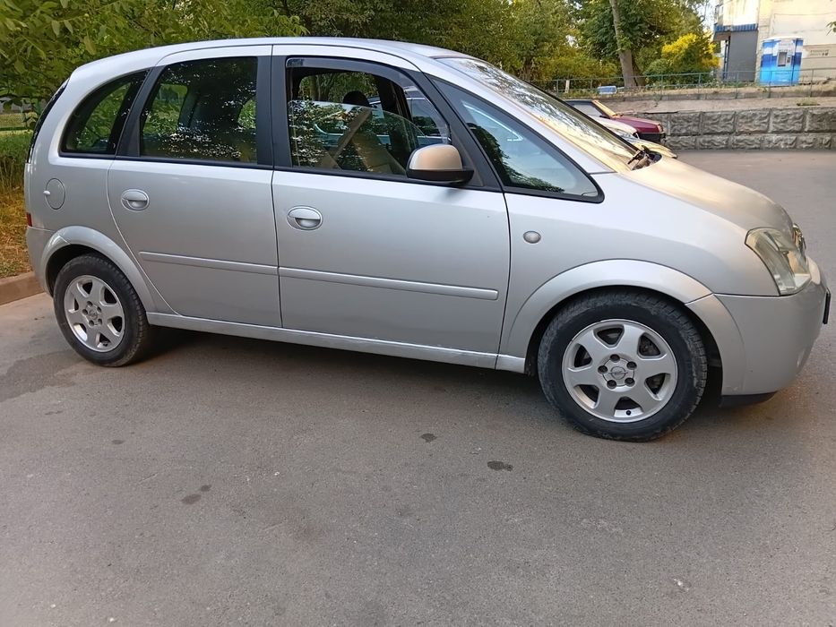 Опель меріва 1.7 cdti