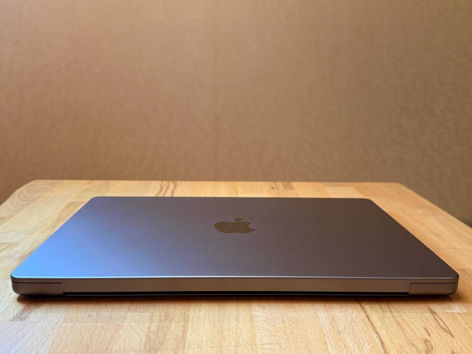 MacBook Pro 14 2021 M1 pro 16/512