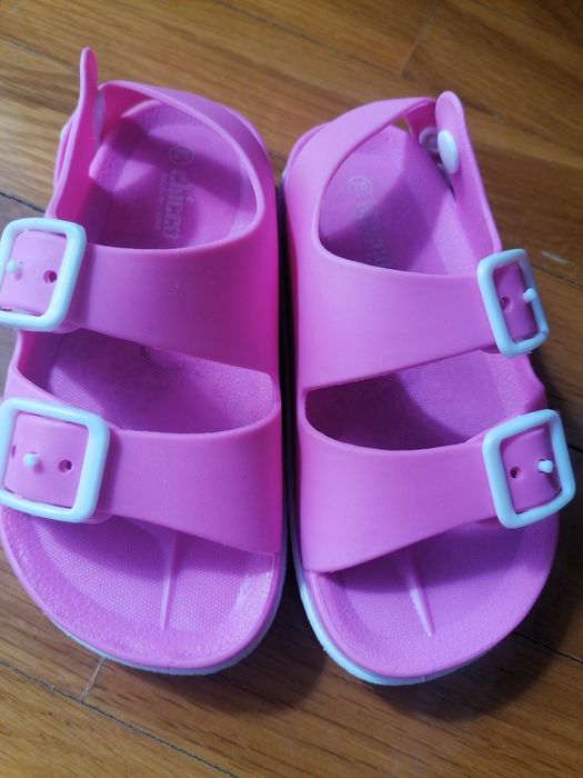 Sandália menina Chicco