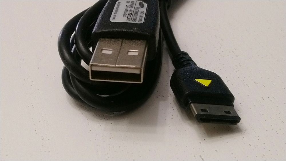 Cabos de carregamento e dados Samsung