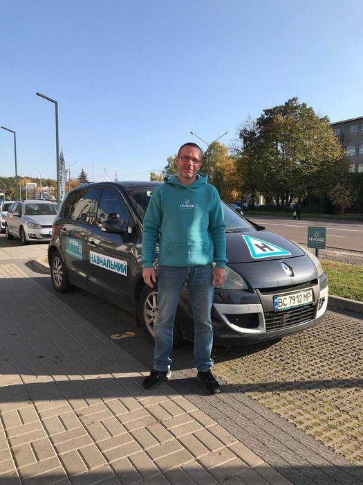 Автоінструктор Львів/ механіка/ уроки водіння/ приватні заняття/ інструктор з водіння/ підготовка до іспиту