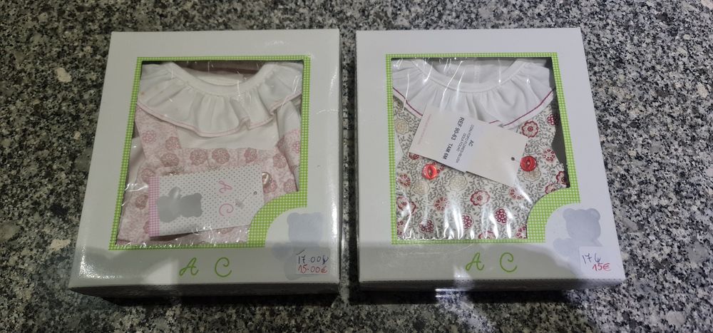 Artigo Novo de loja!.. Conjuntinho fofo + Blusa com gola de folhes!..