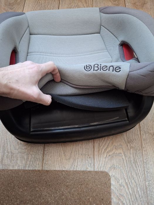 Бустер дитячий Biene