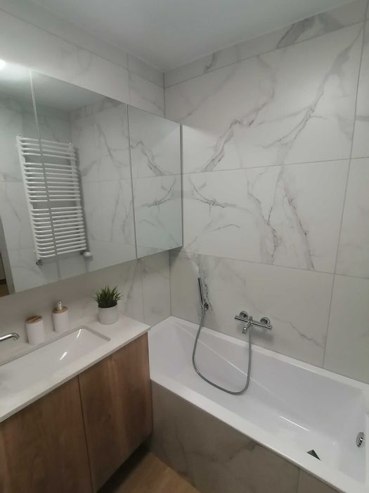 Kawalerka z osobną sypialnią/Pomorska 175/Łódź