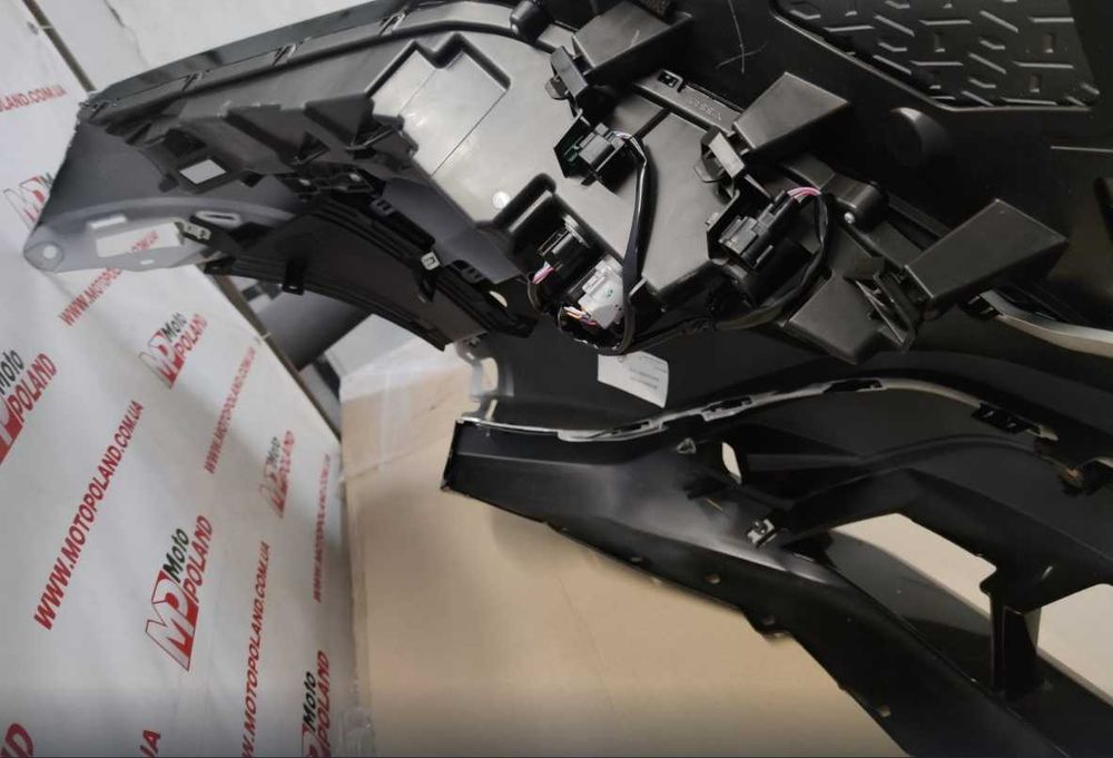 Бампер передній  NISSAN ARIYA 2020- Абсорбер  620905MP0B 620915MP0A