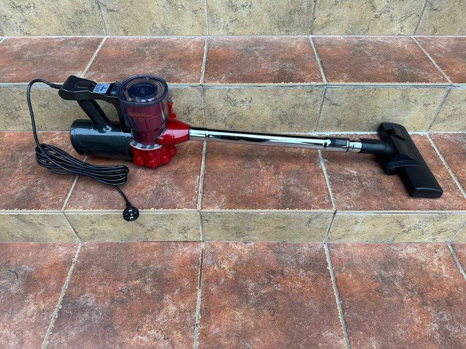 Пылесос ручной колбовый с турбощеткой и Hepa фильтром 2500 Вт.