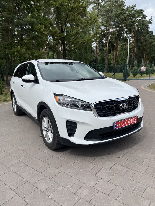Kia Sorento 2018 VIN 5XYPGDA39KG523993 фото оголошення 2 з 11