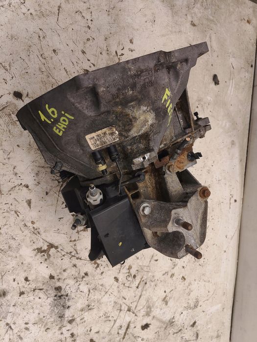 ford fiesta 11-16 skrzynia biegów manualna 1.6 ehdi ca6r7002fbc