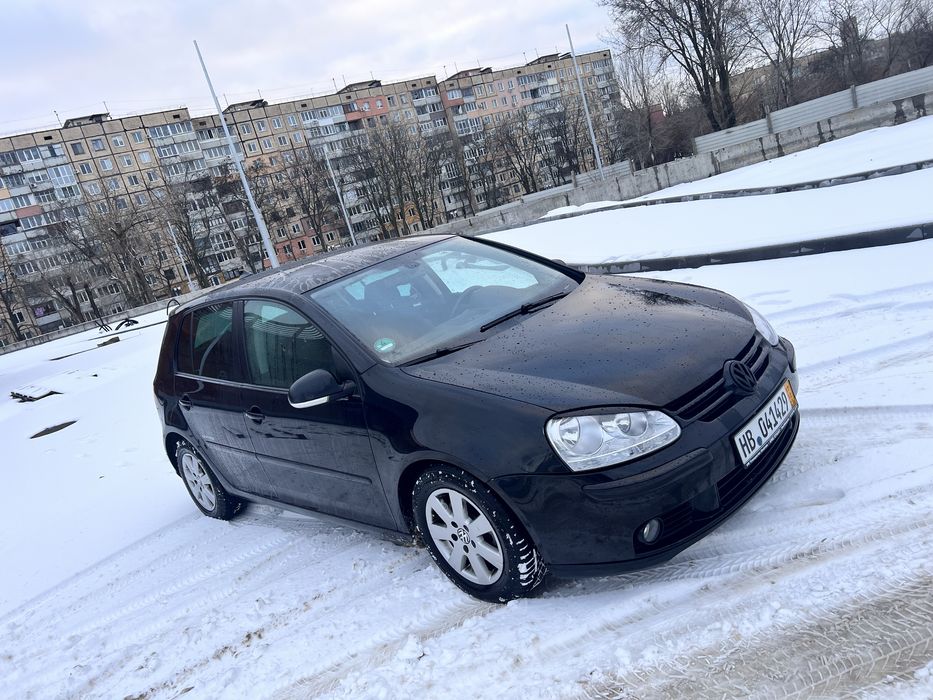 Volkswagen Golf пʼятого покоління