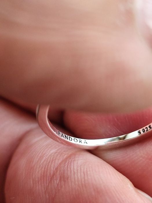 Anel nr 18 Pandora a tiara com brilhantes, anel original em prata
