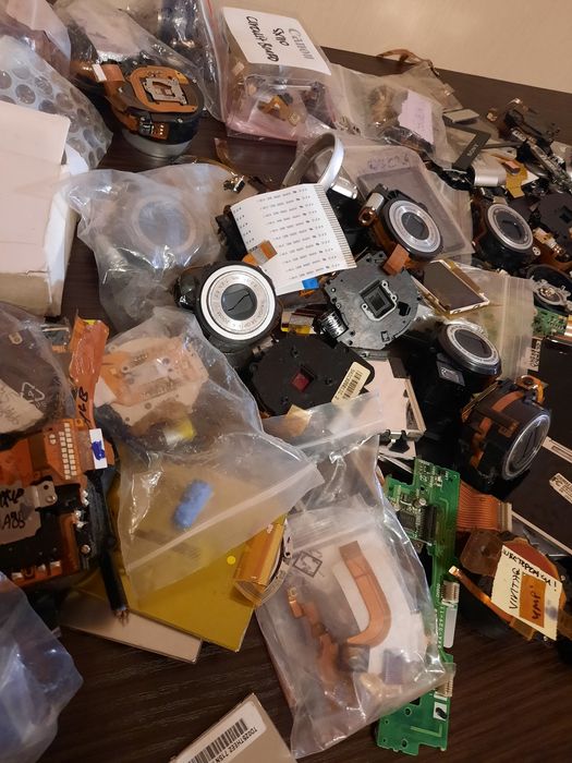 Запчасти для фотоаппаратов