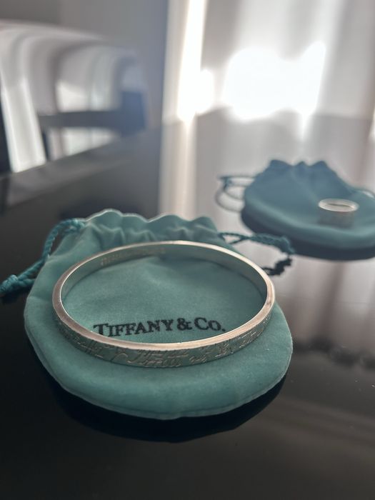 Tiffany & Co. – Conjunto em Prata 925 (Pulseira, Anel e Colar)