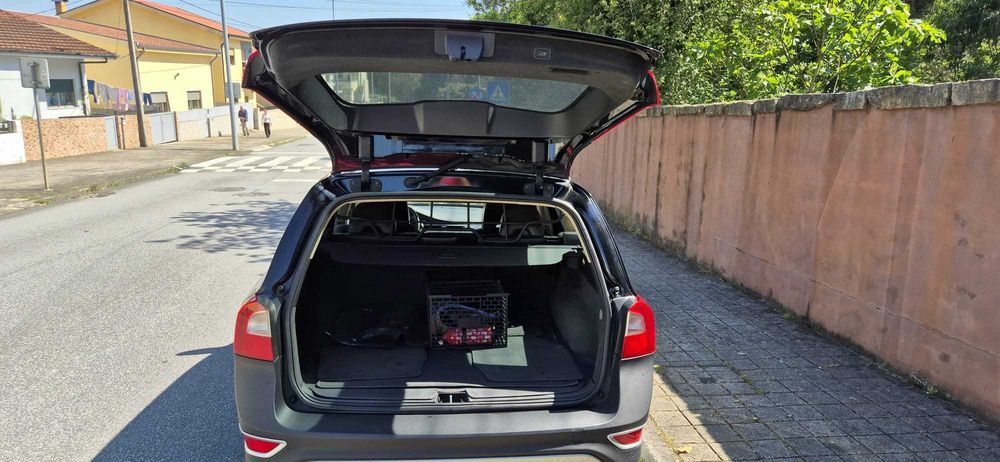 Volvo XC70 D5 AWD 185CV