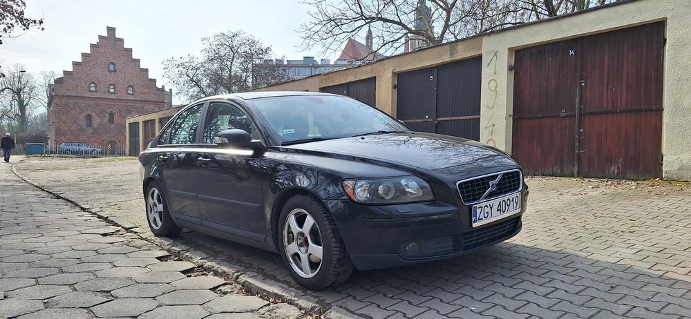 Volvo S40