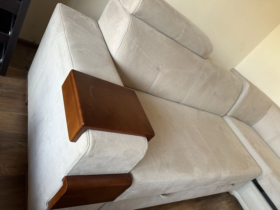 Kanapa rogówka z funkcją spania