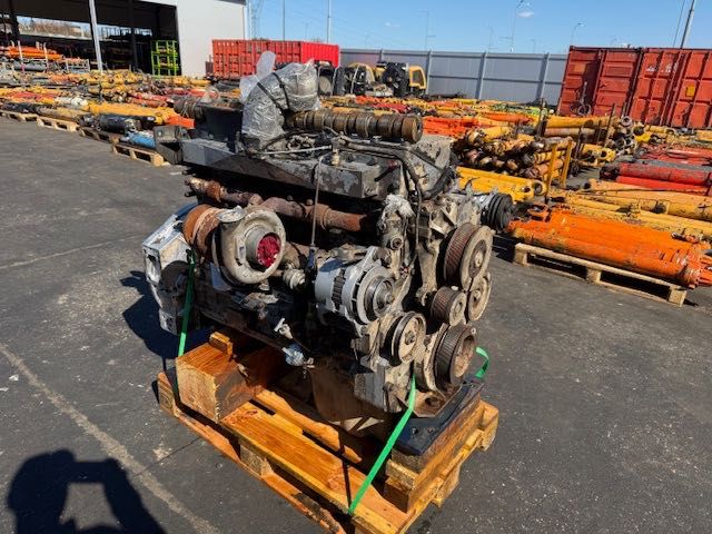 Cummins QSM11 DO REMONTU silnik do maszyny uszkodzony
