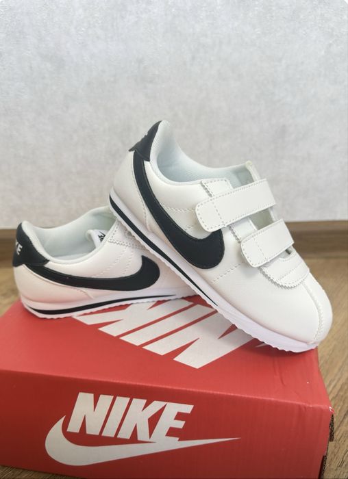 Кросівки Nike cortez 30р