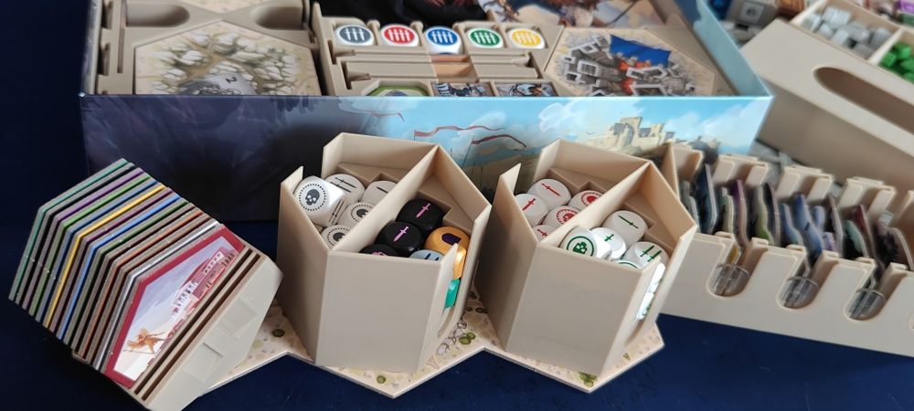Karak 2 insert + dodatki Chaos, Imperium + promki + siatki na kafle