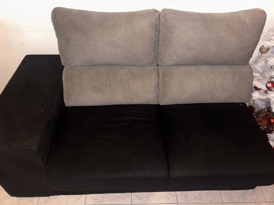 Sofá à venda – conjunto completo com puffs e sofá extra