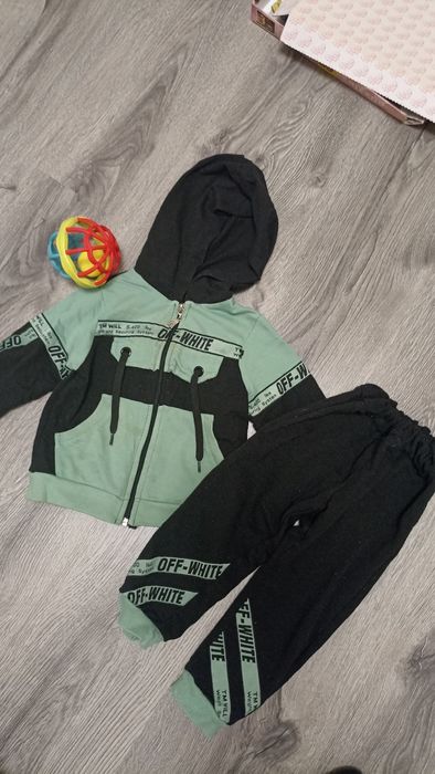 Продам Дитячий одяг