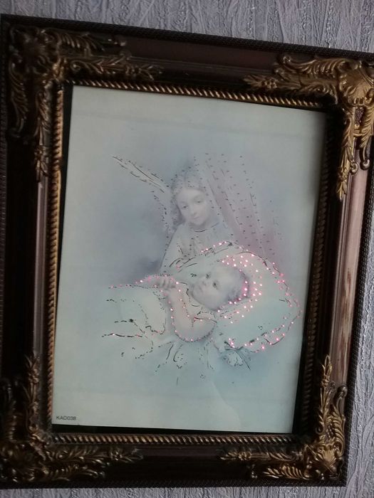 Продам иконку святящиюся для ребёнка над кроваткой