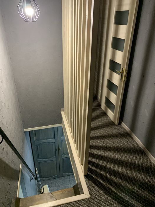 Здається будинок в Лазещині