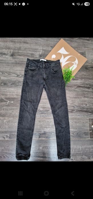 Zara czarne męskie jeansy skinny super stan