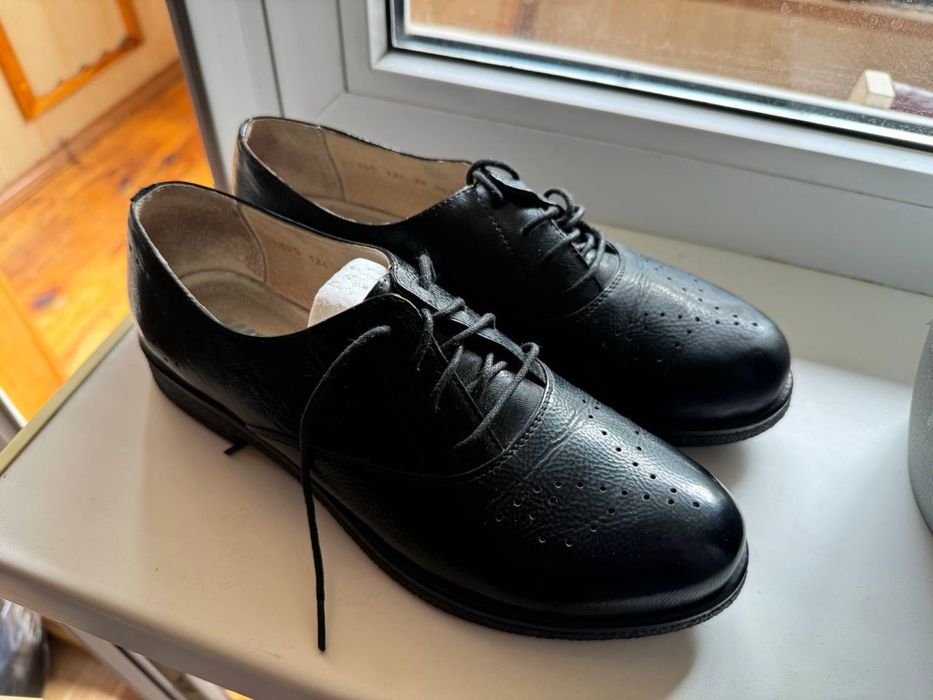 Продам женские лоферы