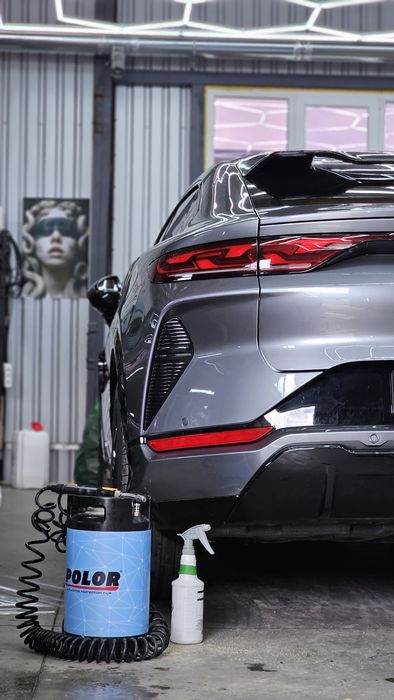 Захист антигравійною плівкою авто